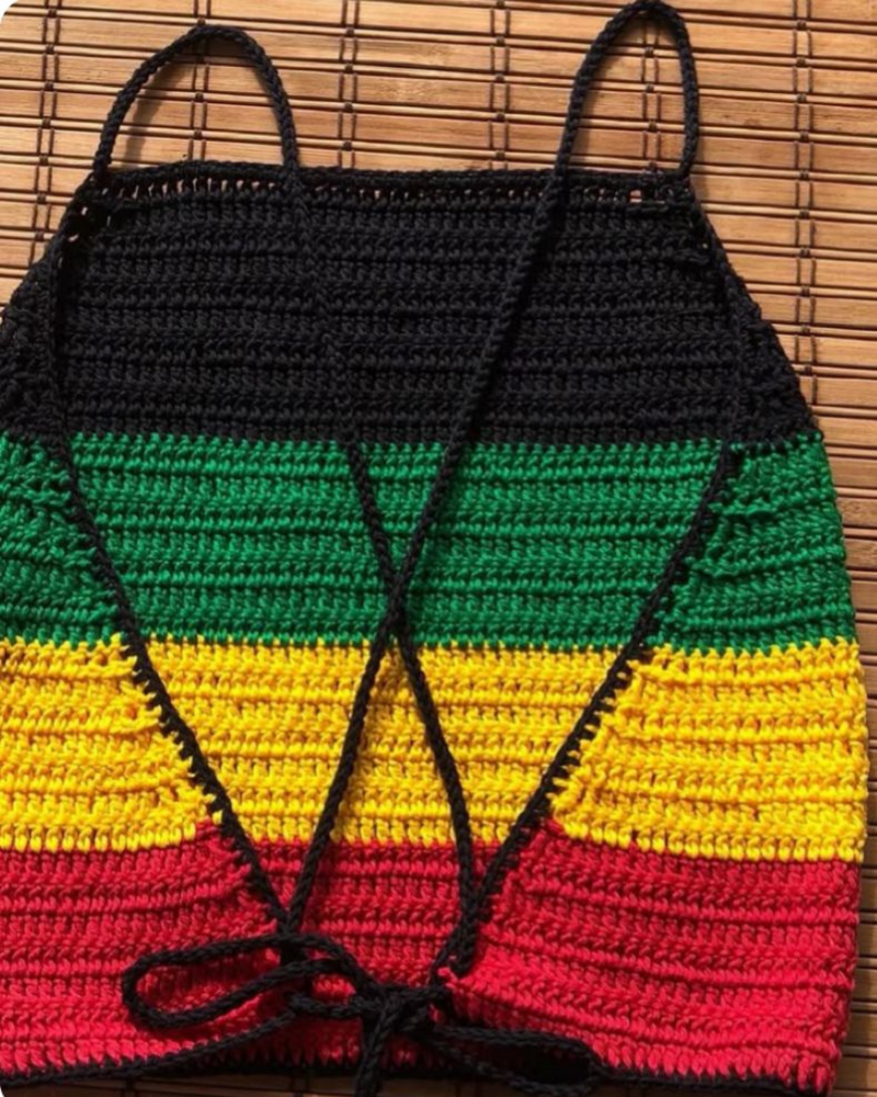 Haut au crochet d'inspiration rasta 